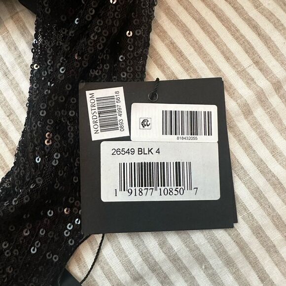 NWT Mac Duggal SEQUINED HI-LO FRONT
TWIST MIDI DRESS - Picture 4 of 4